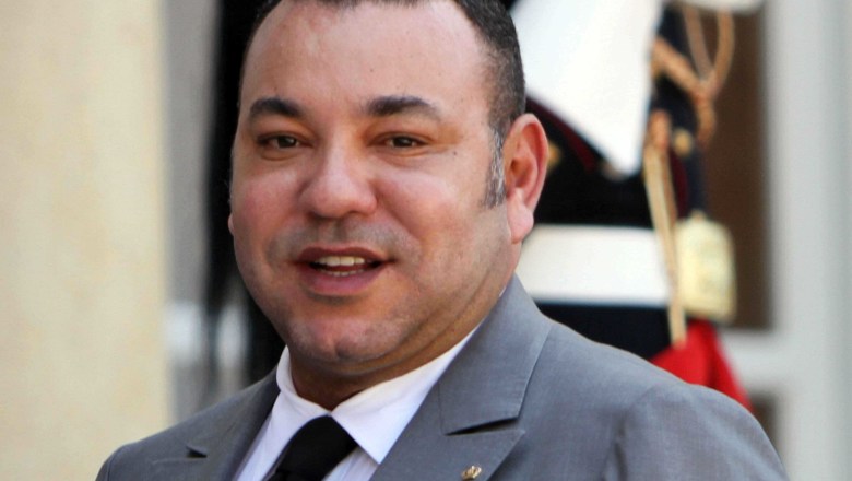 Le Roi du Maroc Mohammed VI quitte le Palais de l Elysee